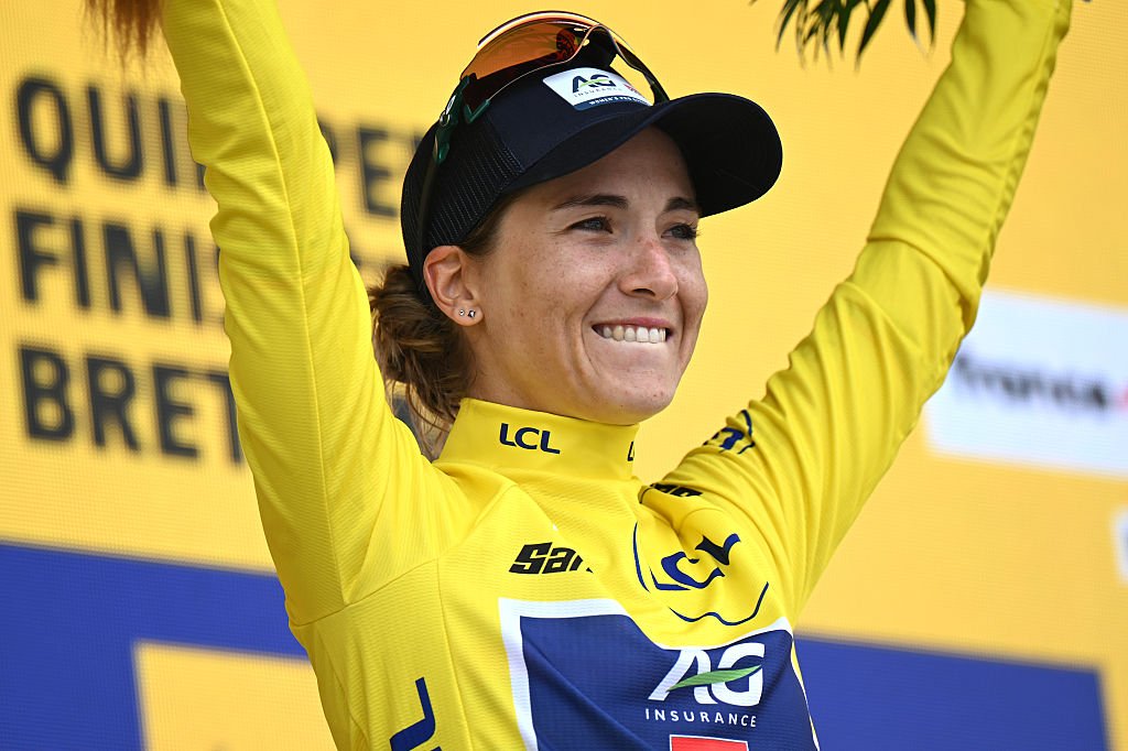 ‘She’s better than ever’ – AG Insurance-Soudal plan Tour de France Femmes yellow jersey defence for Kim Le Court